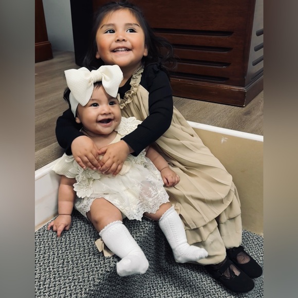 Meet your Posher, Rebecca - Picture 1 of 1